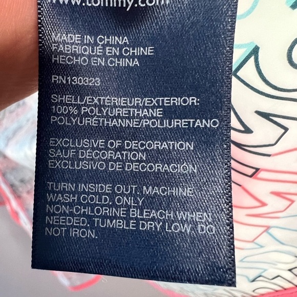 Tommy Hilfiger Girls Size 12/14 Large Clear Spell Out Logo Rain Coat Translucent - Picture 4 of 8